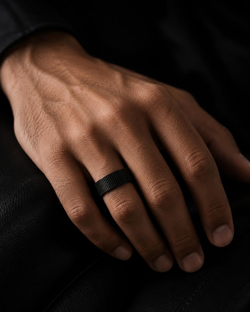 Frost Ring - Black